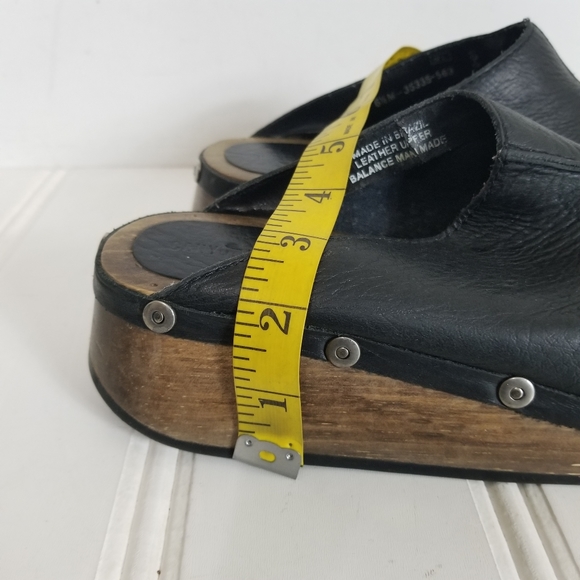 Canyon River Blues Leather Clogs - Picture 11 of 16